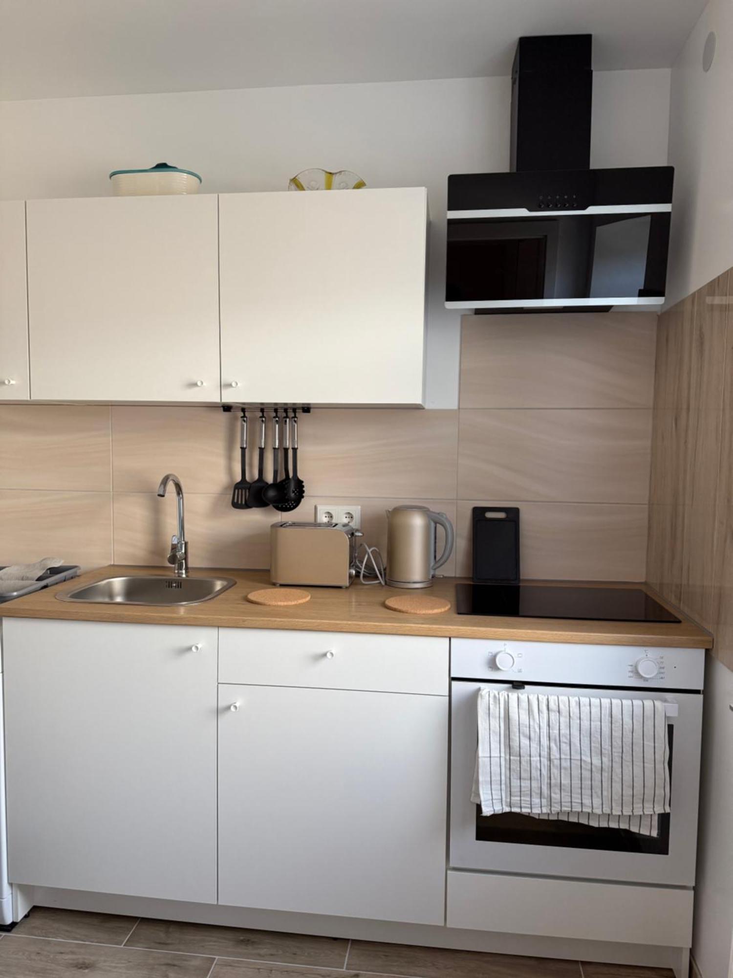Appartement Uebernachtung By Tag à Cassel Extérieur photo